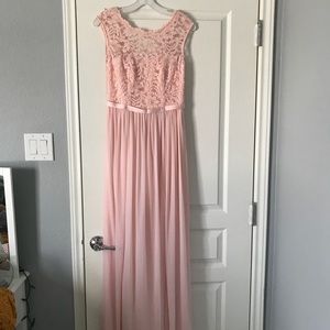 Long Elegant dress in new condition